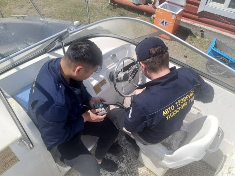 Усан замын тээврийн хэрэгслүүдэд байршил тогтоогч gps төхөөрөмж суурилуулж байна