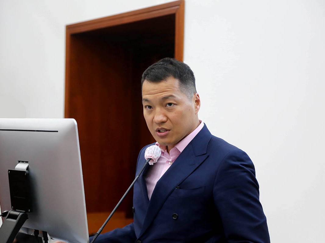 "Тинк банк" хөтөлбөрийн хүрээнд Монголбанкны дэд ерөнхийлөгч МУИС-ийн оюутнуудад лекц уншлаа