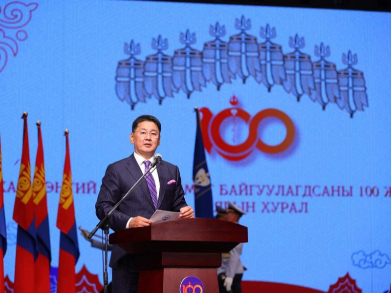 Ерөнхийлөгч У.Хүрэлсүх Хэнтий аймгийг Сүхбаатарын одонгоор шагнаж, баяр хүргэлээ