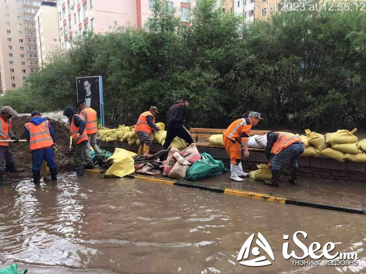 СЭРЭМЖЛҮҮЛЭГ: Зүүн аймгуудын нутгаар усархаг, дуу цахилгаантай аадар бороо орно