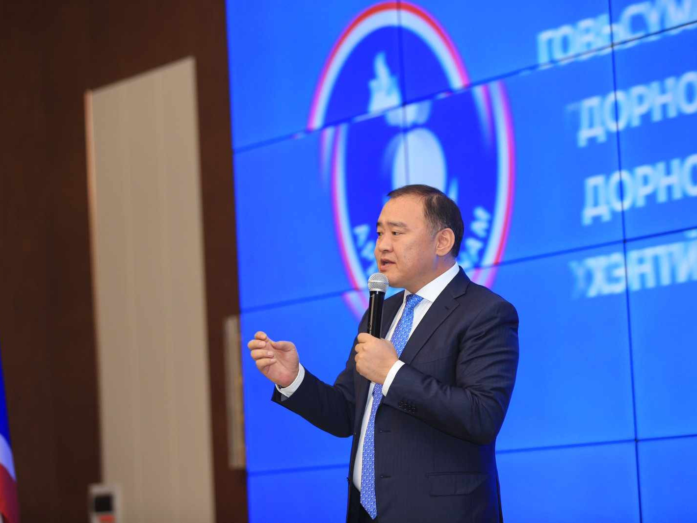 Лу.Гантөмөр: Ардчилсан намынхаан бүгдээрээ Монголын улс төрийг ёс суртахуунтай болгоё