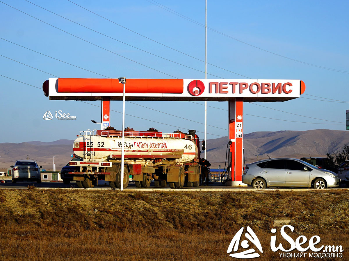 “Монголд нийлүүлэх шатахууны нийлүүлэлтээ зогсоохгүй” гэж Оросууд манай дотоодын компаниудад мэдэгджээ