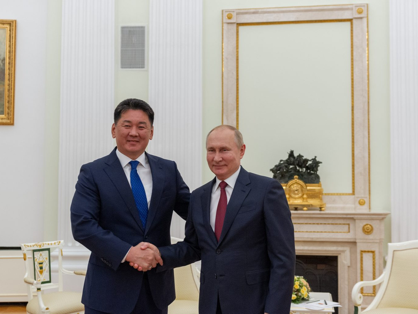 ТОМИЛОЛТ: У.Хүрэлсүх, В.Путин нар Монголын бараанд ноогдуулж буй татварыг бууруулахаар тохиролцлоо