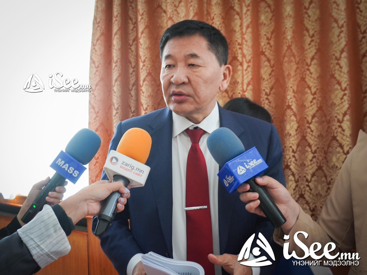 Б.Дэлгэрсайхан: Автобусны тендерийг дахин зарласан. Өвөл шинэ автобус үйлчилнэ /LIVE/