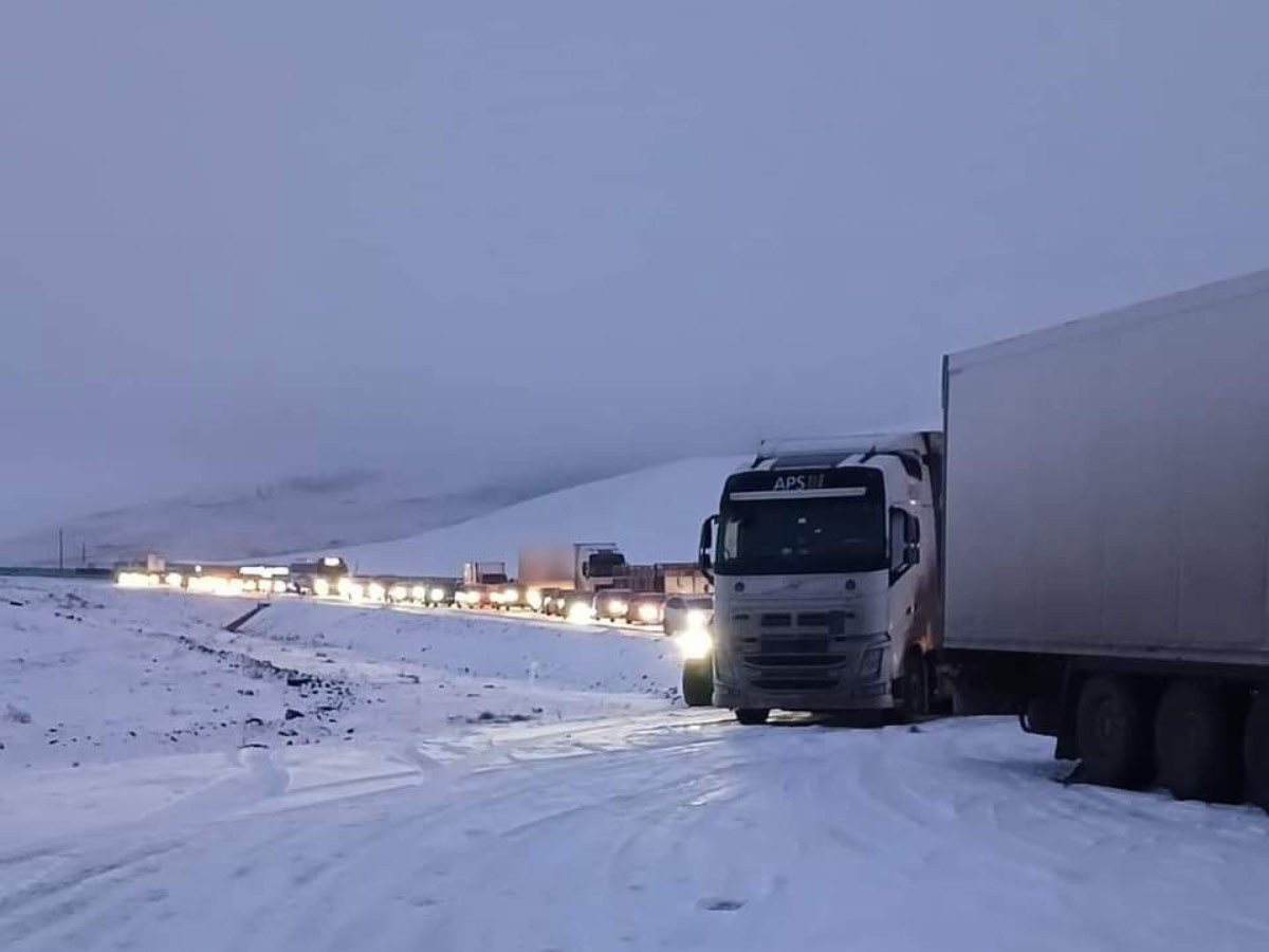 Зарим аймаг , сумдад цас орсон ч орон нутгийн зам хаагдсан, нөхцөл байдал хүндэрсэн асуудал байхгүй гэв