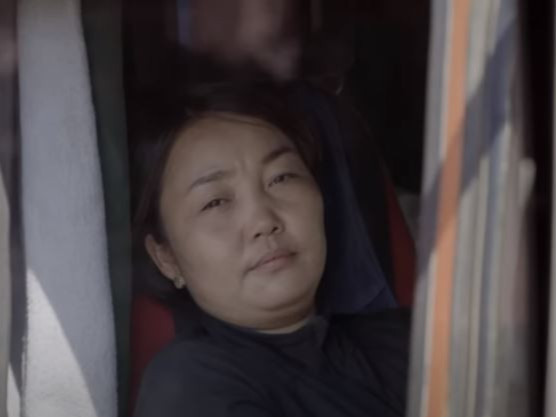 ВИДЕО: Нүүрс тээврийн жолооч монгол бүсгүйн тухай баримтат кино Английн кино наадмын шилдгээр шалгарчээ