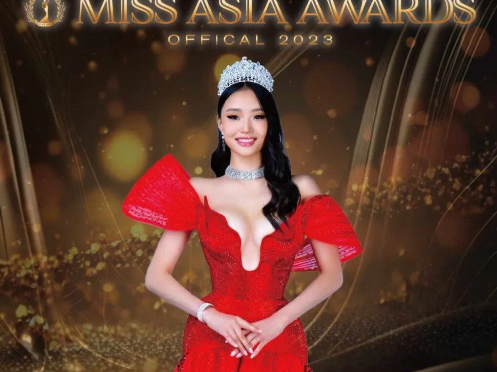 ФОТО: “Miss Asian Awards 2023” тэмцээнд 18 настай монгол охин дэд байранд шалгарчээ