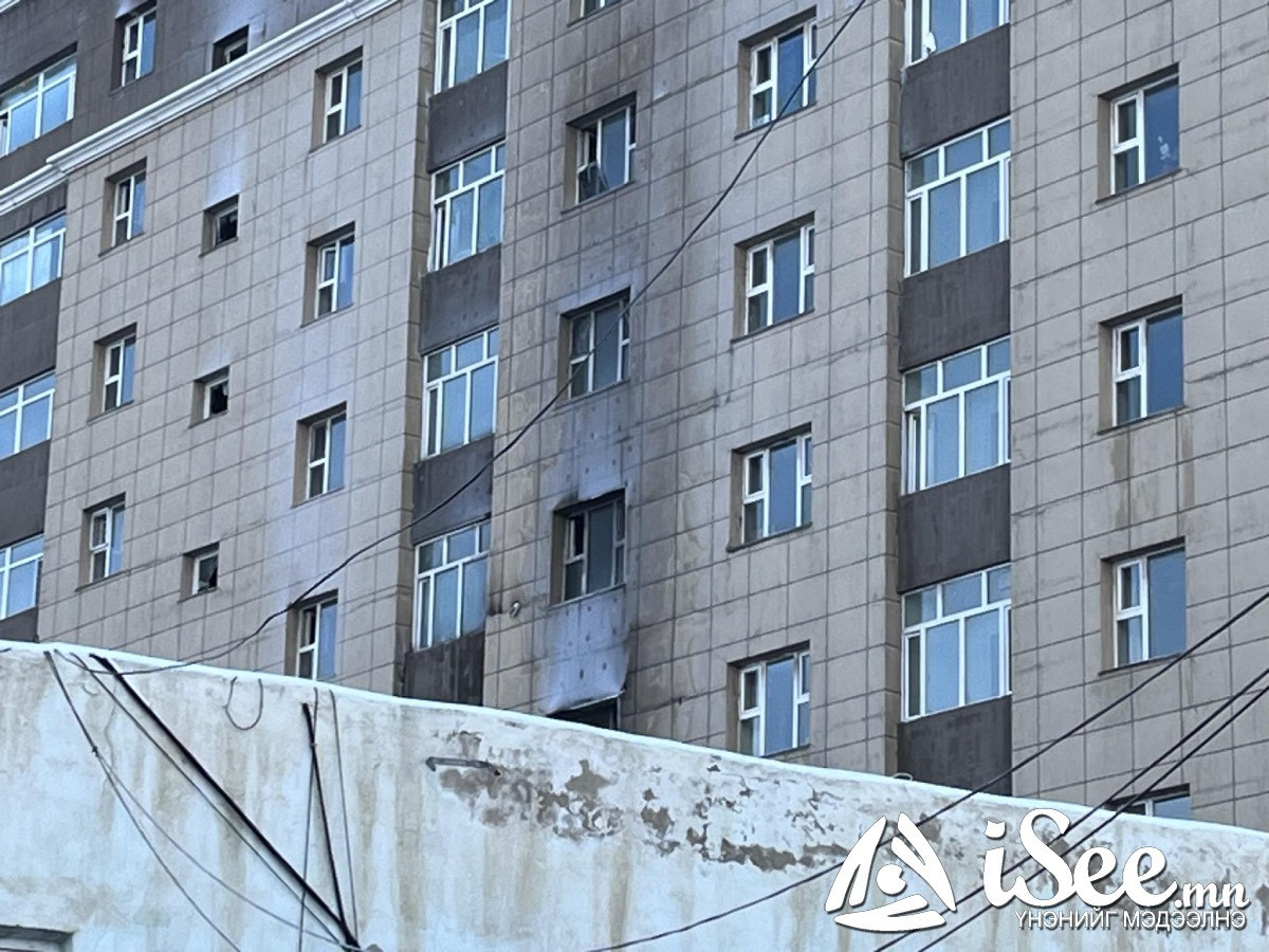 LIVE: Гацуур модны гэрлэн чимэглэлээс үүсэлтэй байж болзошгүй галын улмаас гэр бүлийн 6 хүн, Онцгой байдлын 1 алба хаагч амиа алдаад байна