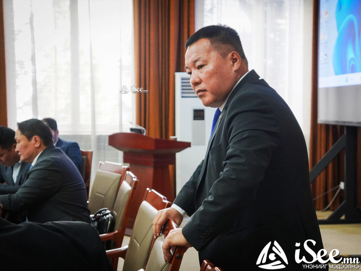Зургаадугаар сарын 28-ны өдөр сонгуулийн санал авах өдрийг товлох асуудлаар УИХ дахь АН-ын бүлэг завсарлага авав 