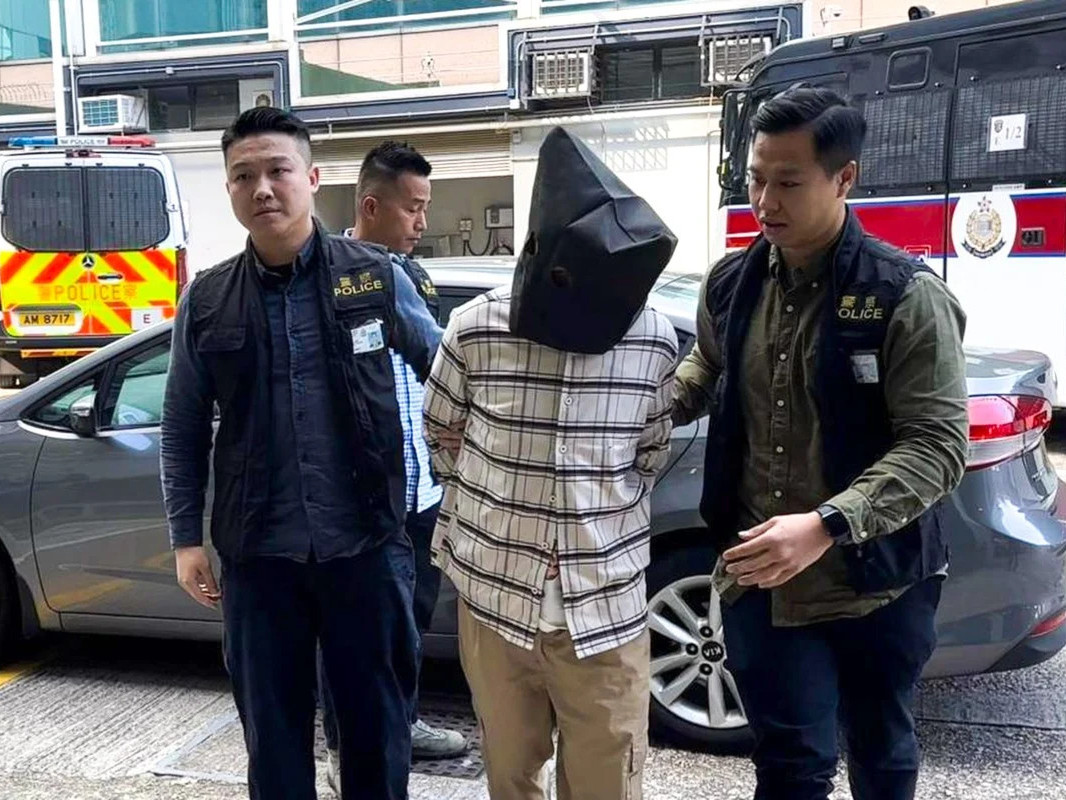 ШУУРХАЙ: Хонг Конгийн зочид буудалд харааны бэрхшээлтэй өндөр настай хүнийг дээрэмдсэн 26 настай монгол эрэгтэйг баривчилжээ