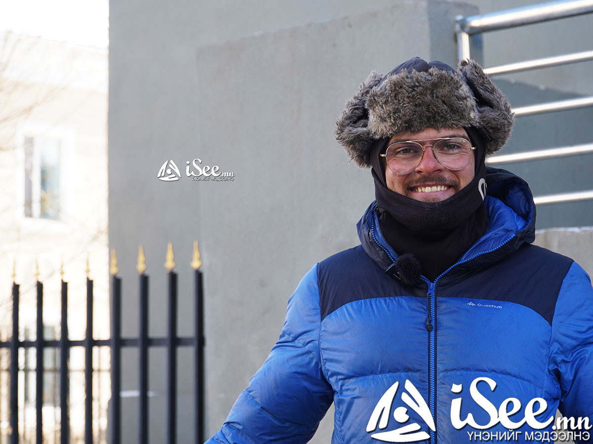 Францын дугуйтай аялагч “монгол бол халуун дулаан сэтгэлтэй хүмүүс амьдардаг маш хүйтэн орон” гэж бичжээ