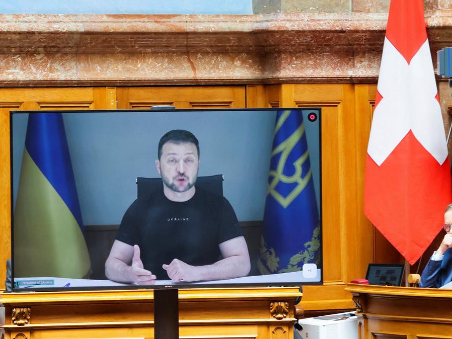 Швейцарын Давос хотод "Украины энх тайвны бага хурал" болно хэмээн мэдэгдэж, Хятад улсыг оролцохыг урьжээ