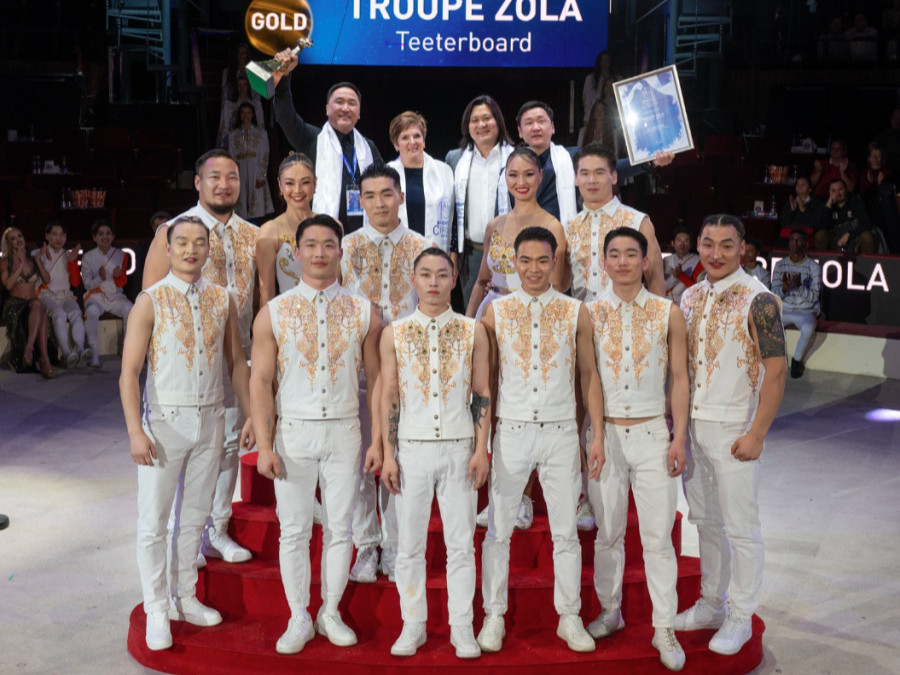 Олон улсын циркчдийн наадмаас Монголын "Troupe Zola" хамтлаг гранпри шагнал хүртжээ