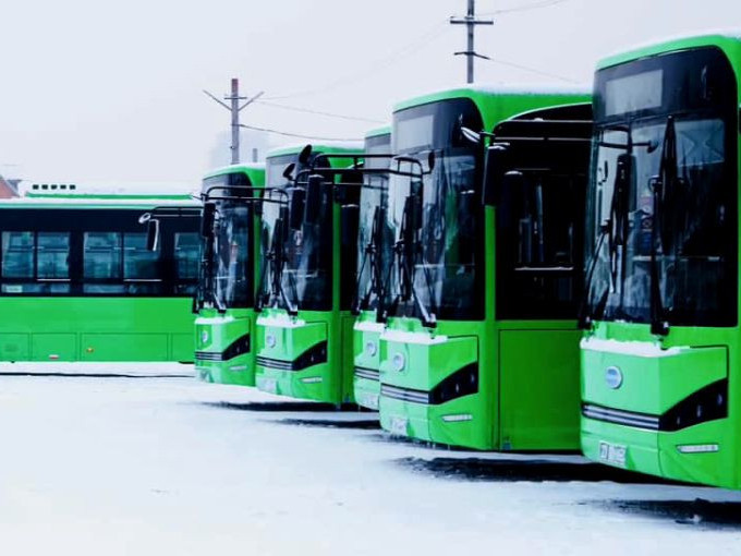 Дарханы нийтийн тээвэрт ашиглах гэж буй БНХАУ-д үйлдвэрлэсэн Skywell маркийн автобусыг ногоон автобустай андуурсан гэв 