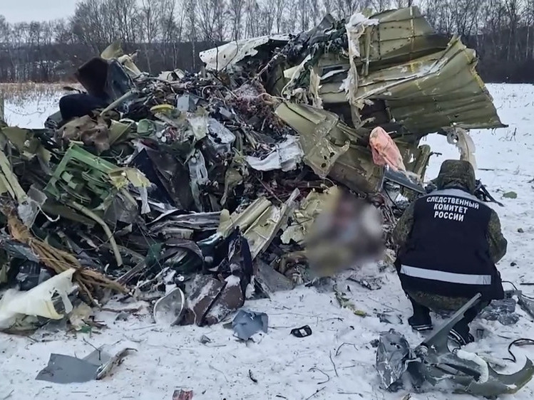 ВИДЕО: "Олзны цэргүүдийг тээвэрлэж яваад сүйрсэн Ил-76 онгоц руу Украины нутаг дэвсгэрээс пуужин харвасан" гэж Оросын тал мэдэгджээ