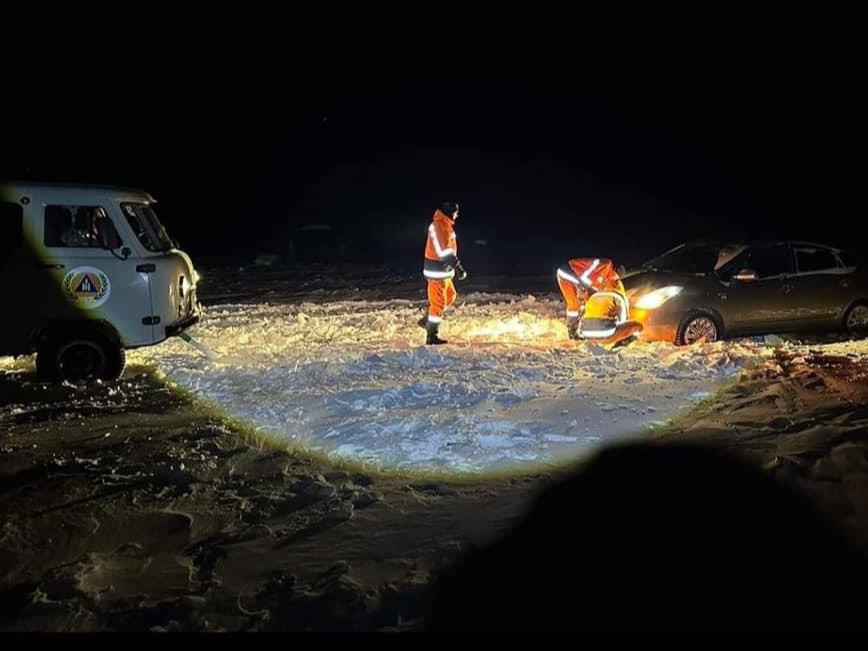 288 автомашиныг татан гаргаж, төөрч, сураггүй болсон дөрвөн иргэнийг эсэн мэнд олжээ