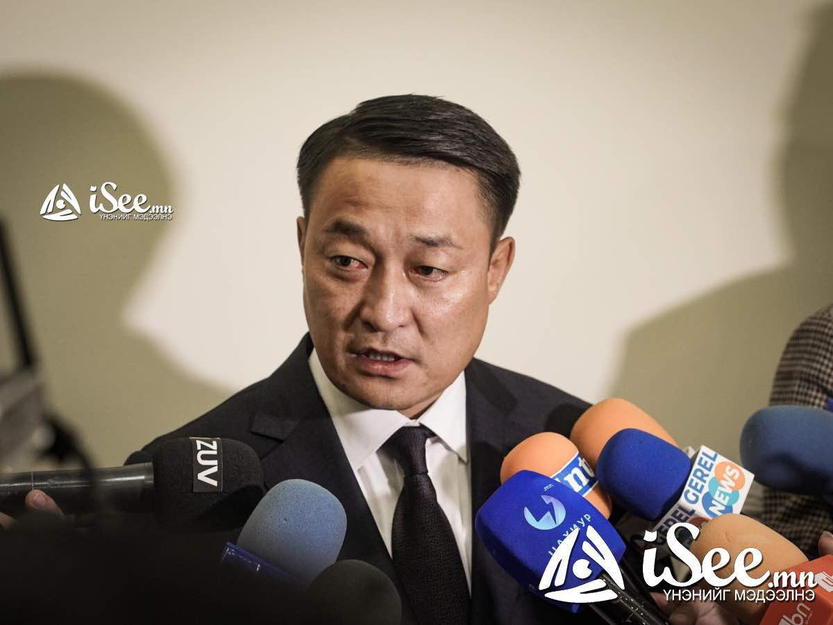 "Малчны зээлийн эргэн төлөлтийг нэг жилээр хойшлуулж, зээлийн хүүгийн зургаан хувийг малчид өөрсдөө, 14 хувийг улс төлнө" гэв