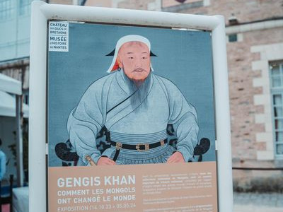 Францын Нант хотод дэлгэгдсэн "Чингис хааны монголчууд дэлхийг өөрчилсөн" нь үзэсгэлэнг энэ сард хааж, бэсрэг наадам хийнэ 