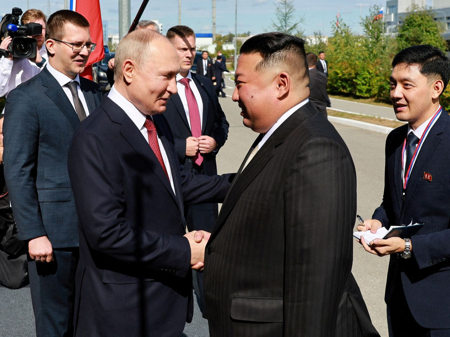 ОХУ, Хойд Солонгос хоёр төлбөр тооцооны шинэ систем хөгжүүлэхээр тохиролцжээ