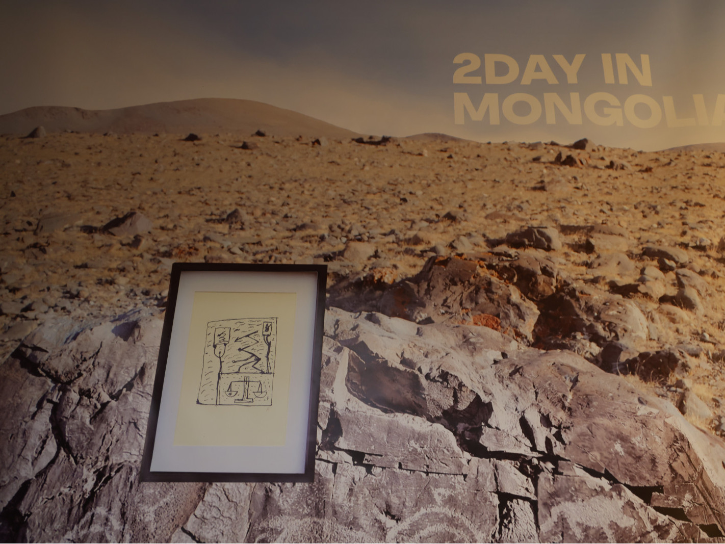 ФОТО: Герман Улстай хамтарсан “2 day in Mongolia” үзэсгэлэн Занабазарын музейд үргэлжилж байна 