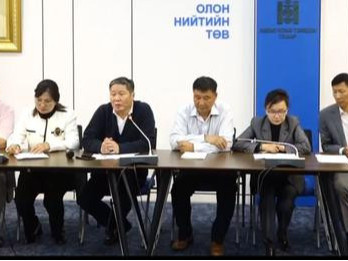 АТГ-ын дэргэдэх Олон нийтийн зөвлөлөөс төсвийн тодотголтой холбоотойгоор Төрийн гурван өндөрлөгт шаардлага хүргүүлэхээ мэдэгдэв 