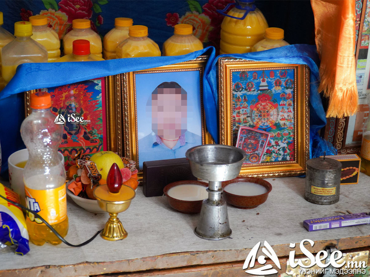 ШУУРХАЙ:  "Хайлааст"-д зам тээврийн осол гаргаж, дөрвөн хүн дайрсан эмэгтэйн жолоо барих эрхийг 8 жилээр хасаж, 2 жилийн хорих ял оноожээ