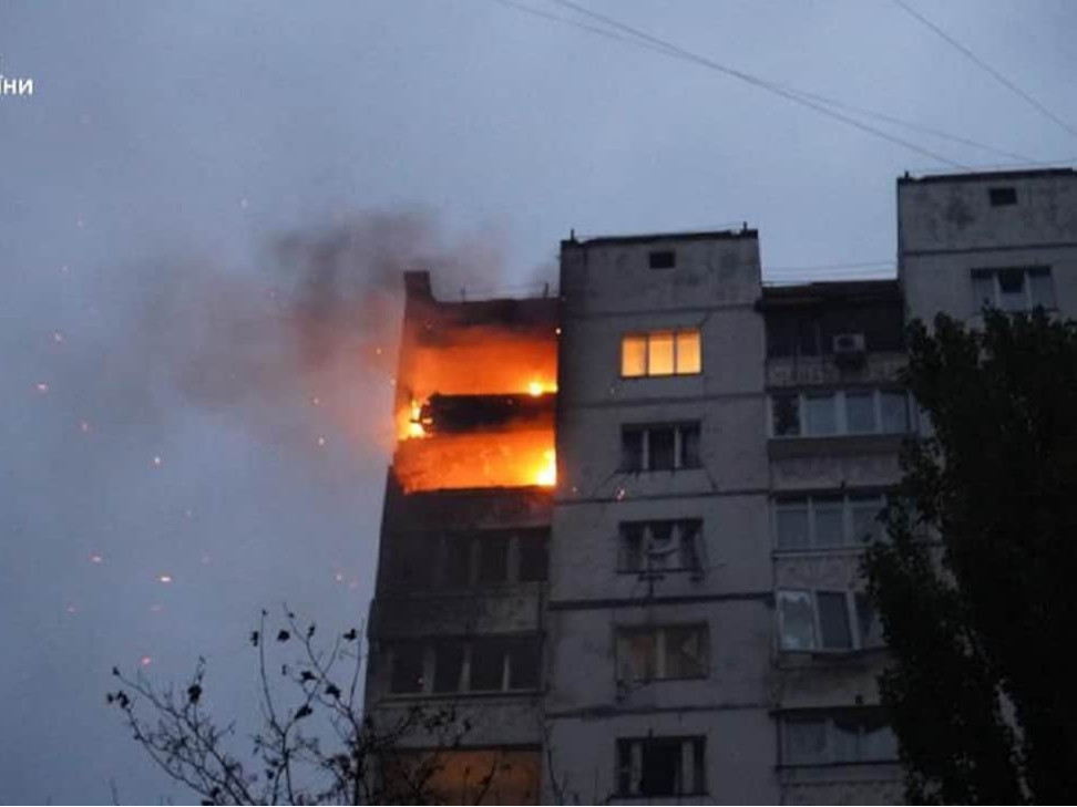 Киев хот руу Оросын 30 гаруй нисгэгчгүй онгоц хоёрдох удаагаа бууджээ 
