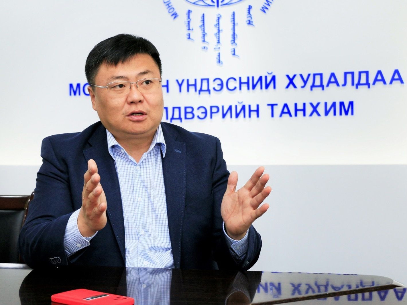 МҮХАҮТ-ын ерөнхийлөгчид өрсөлдөх Т.Дүүрэнг АТГ-аас саатуулсан бөгөөд ямар хугацаагаар баривчилсан нь тодорхойгүй байна