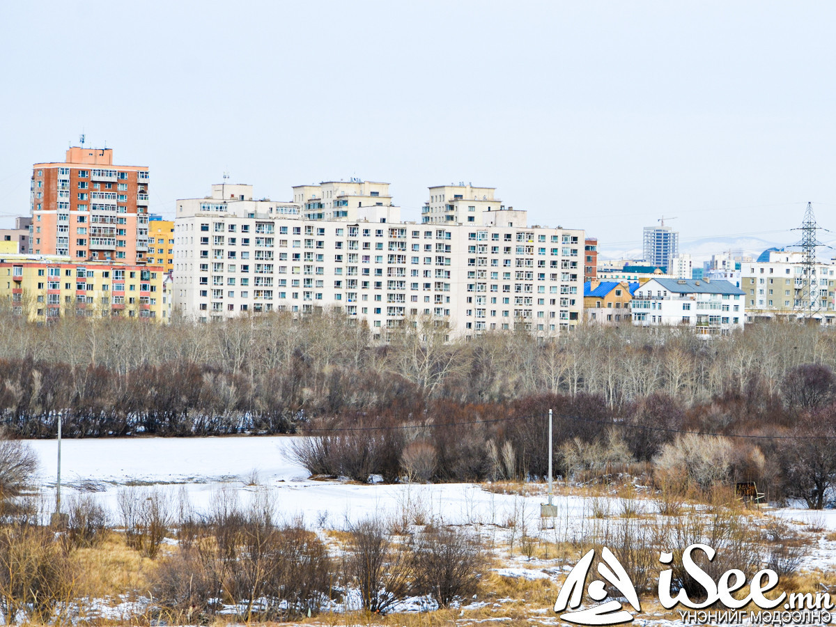 Улаанбаатарт цас орж, 3 градус хүйтэн байна