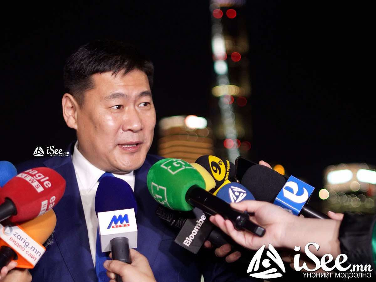 "Монгол Улсын Ерөнхий сайд Азийн өвлийн наадмын хаалтын ёслолд оролцож, Ерөнхий сайд Ли Чянтай уулзаж буй нь нэр төрийн хэрэг" гэж Элчин сайд Шэнь Миньжуань мэдээлжээ