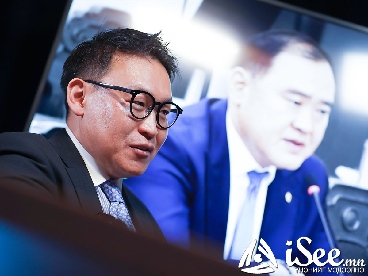 Т.Хасбаатар: Л.Гантөмөр АН-ын үзэл санааг тээгч биш гэдгээ батласан бас түүний МАН-тай нийлсэн хоршил Монголыг Венесуэл болгох гэж байна