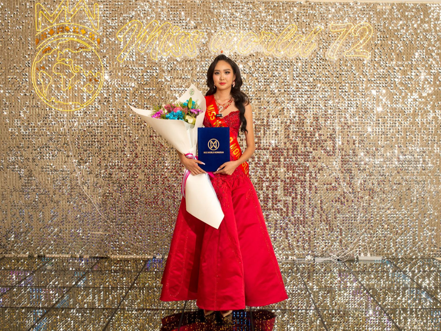 "Miss World-Mongolia" тэмцээний үндэсний ялагчаар Б.Эрдэнэсувд тодорчээ