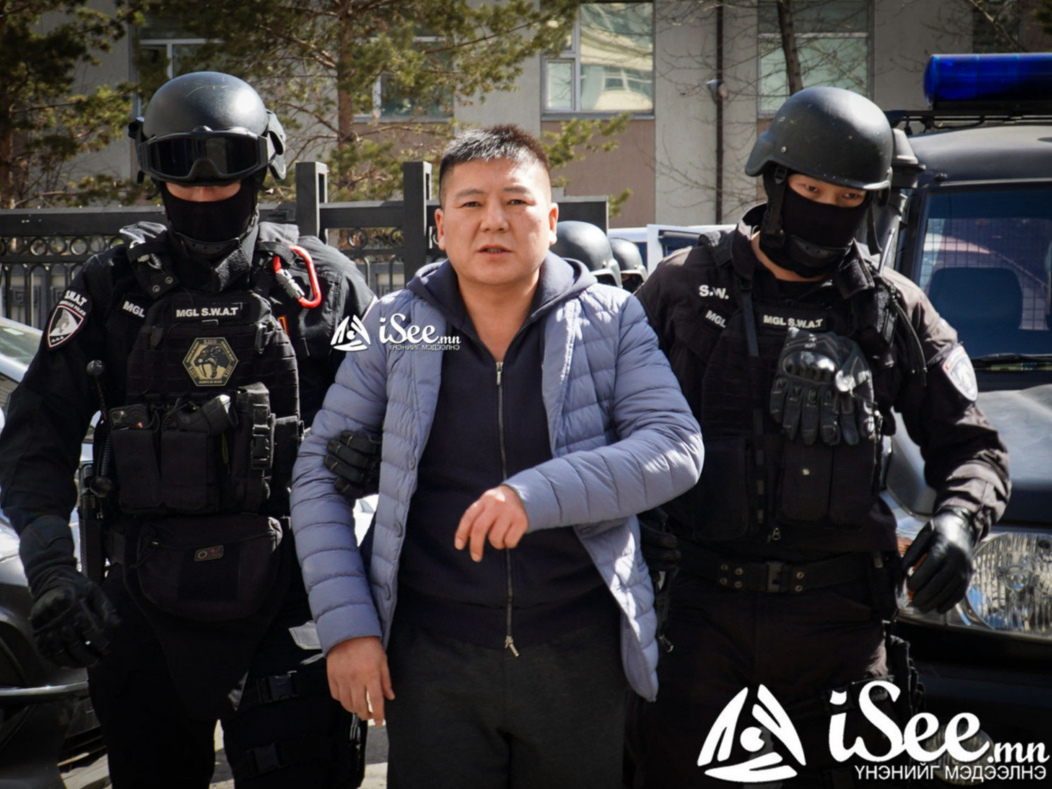 Болгар улсын Гадаад хэргийн яам "Баян" хочит Р.Базарын "Алтайн хүдэр" ХХК-иас 4.9 тэрбум төгрөг гаргуулахаар шүүхэд ханджээ