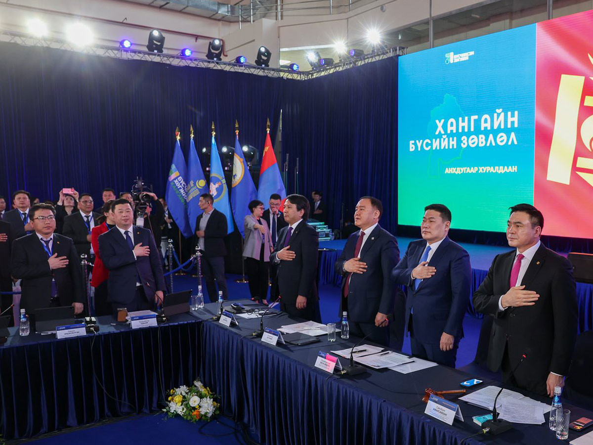 Хангайн бүсийн зөвлөлийн анхдугаар хуралдаан цэцэрлэгт хотод болж байна