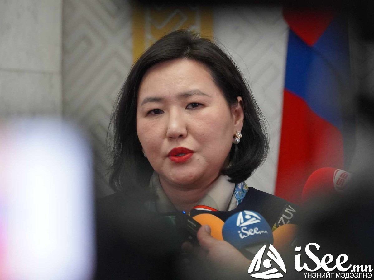 Б.Пунсалмаа: Төрийн өмчит компаниудын захирлууд 20 саяын цалин авч, нийт 16 их наядын зарлага гаргаж инфляци хөөрөгдөж байна