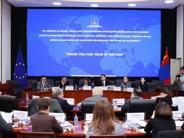Гэр бүл, хөдөлмөр, нийгмийн хамгааллын салбарт 2024-2028 онд хийх бодлогын шинэчлэлийг танилцуулав