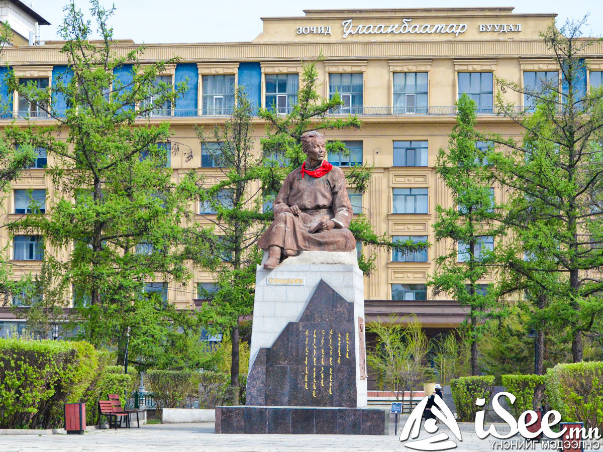 Улаанбаатарт бороо орохгүй, 21 градус дулаан байна