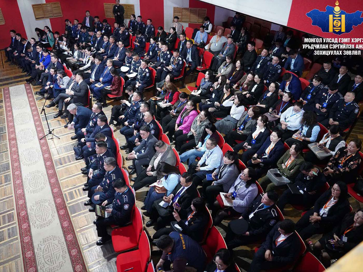 Гэмт хэрэг, зөрчлөөс урьдчилан сэргийлэх “хамтдаа шийдье” уулзалт, хэлэлцүүлэг багануур дүүрэгт боллоо