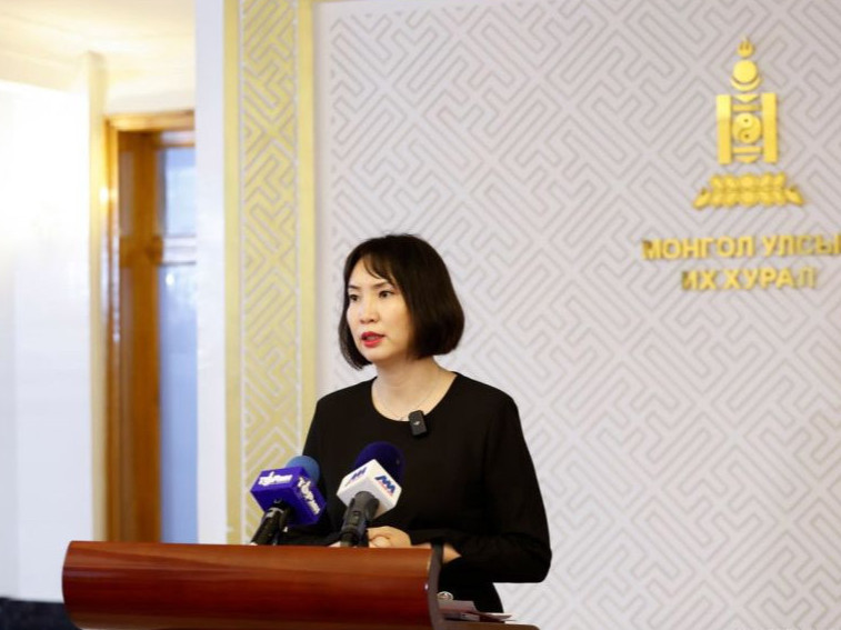 Хүнс, хөдөө аж ахуйн дэд хорооны даргаар М.Мандхайг дэмжлээ