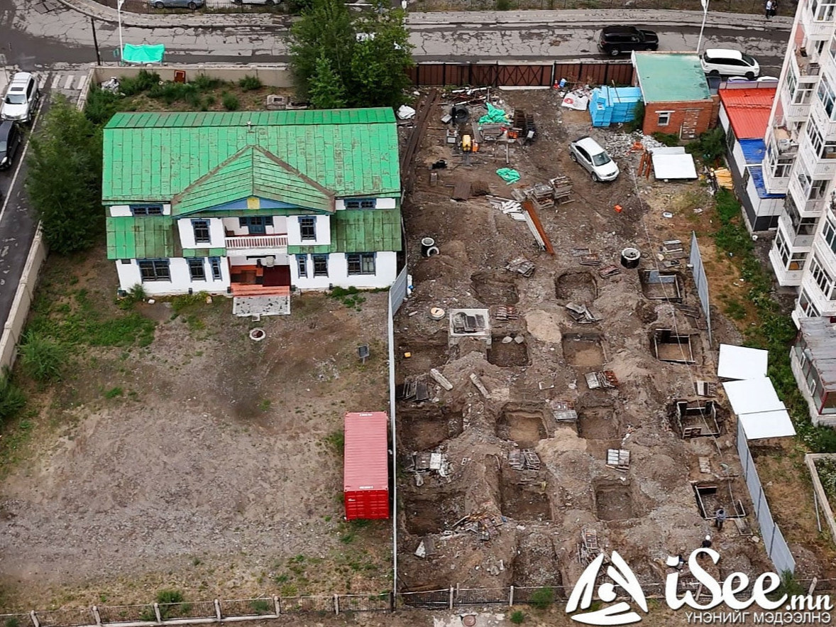 Хууль зөрчсөн газрын олголт, барилгын ажлыг зогсоохоор Ч.Ундрам сайд хуулийн байгууллагад хандлаа 