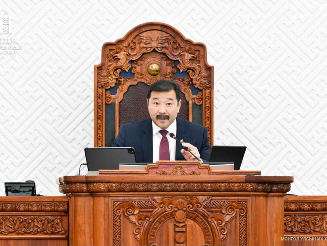 “Монгол Улсыг 2026-2030 онд хөгжүүлэх таван жилийн үндсэн чиглэл батлах тухай” УИХ-ын тогтоолын төслийг хэлэлцэж эхэллээ