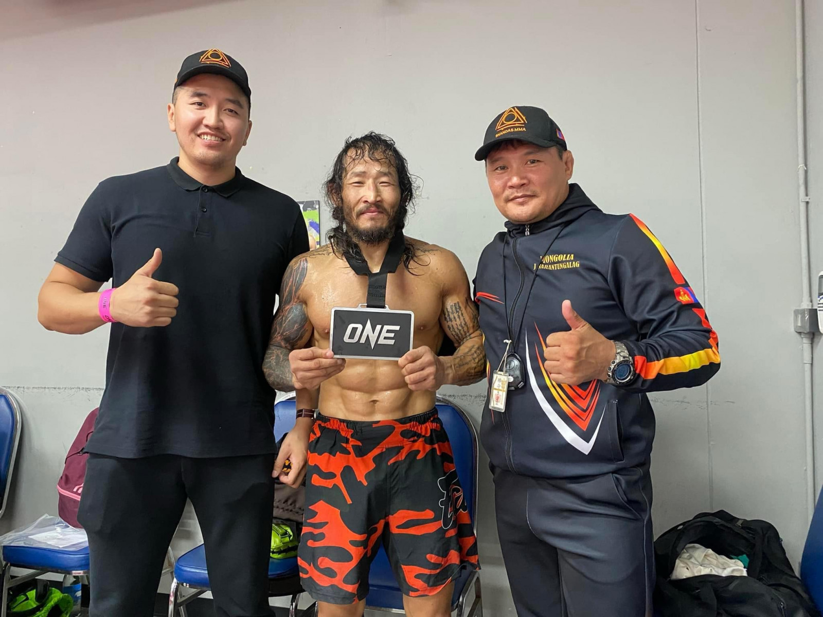 Холимог тулаанч Б.Энх-Оргил ирэх баасан гарагт "ONE Championship"-ийн аваргын бүсний төлөө тулалдана