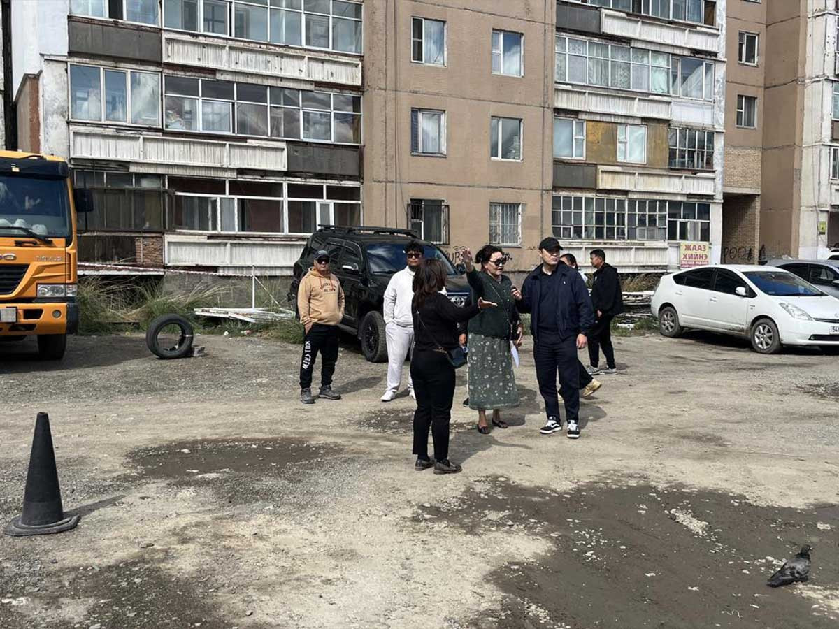 СХД-ийн Иргэдийн Төлөөлөгчдийн Хурлаас ажлын хэсэг Өнөр хороололд ажиллалаа