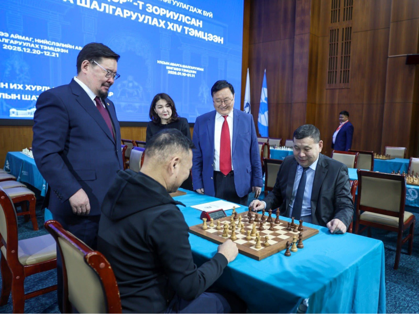 Шатар сонирхогчдын улсын аварга өнөөдөр Төрийн ордонд болж байна