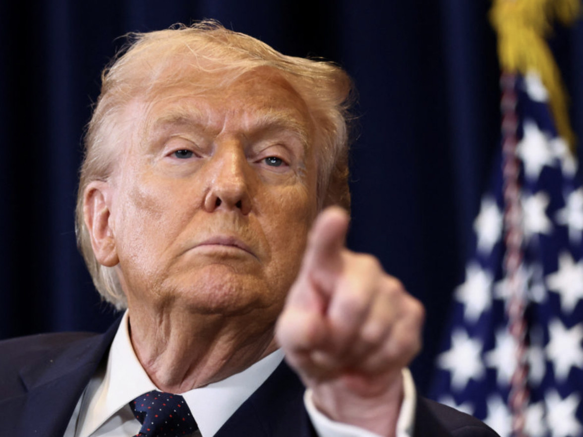 Д.Трамп: Ормузын хоолойг бүслэн хаах ажиллагааг эхлүүлнэ