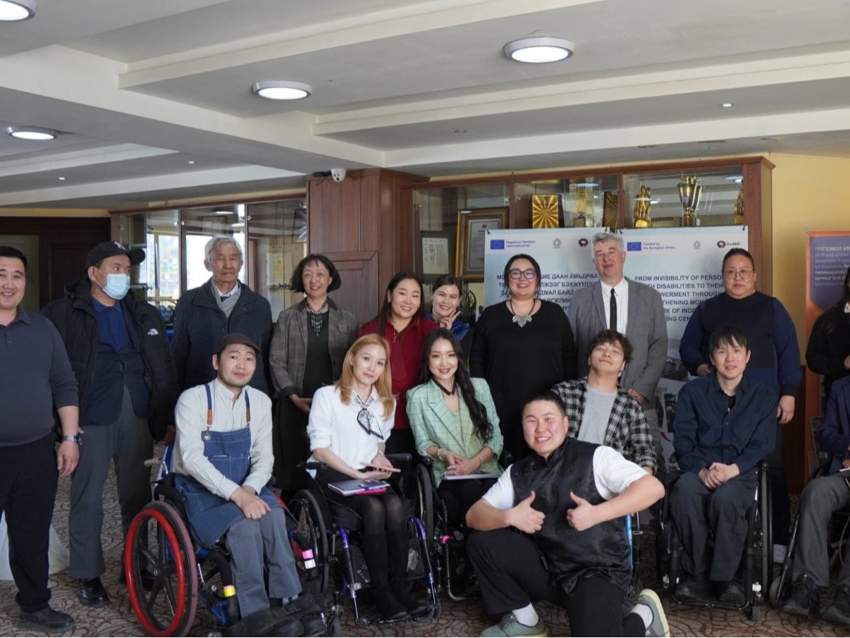 Хөгжлийн бэрхшээлтэй иргэдийн бие даан амьдрах эрхийг дэмжих төсөлд 180 гаруй иргэнийг хамруулна