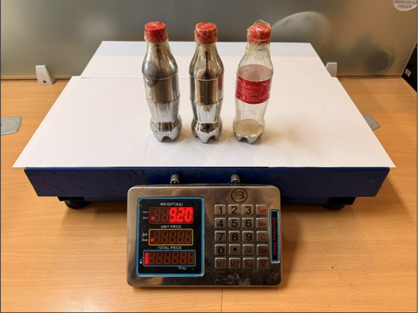 Мөнгөн усыг бусдад борлуулах зорилготой хадгалж байсан хэргийг илрүүлжээ