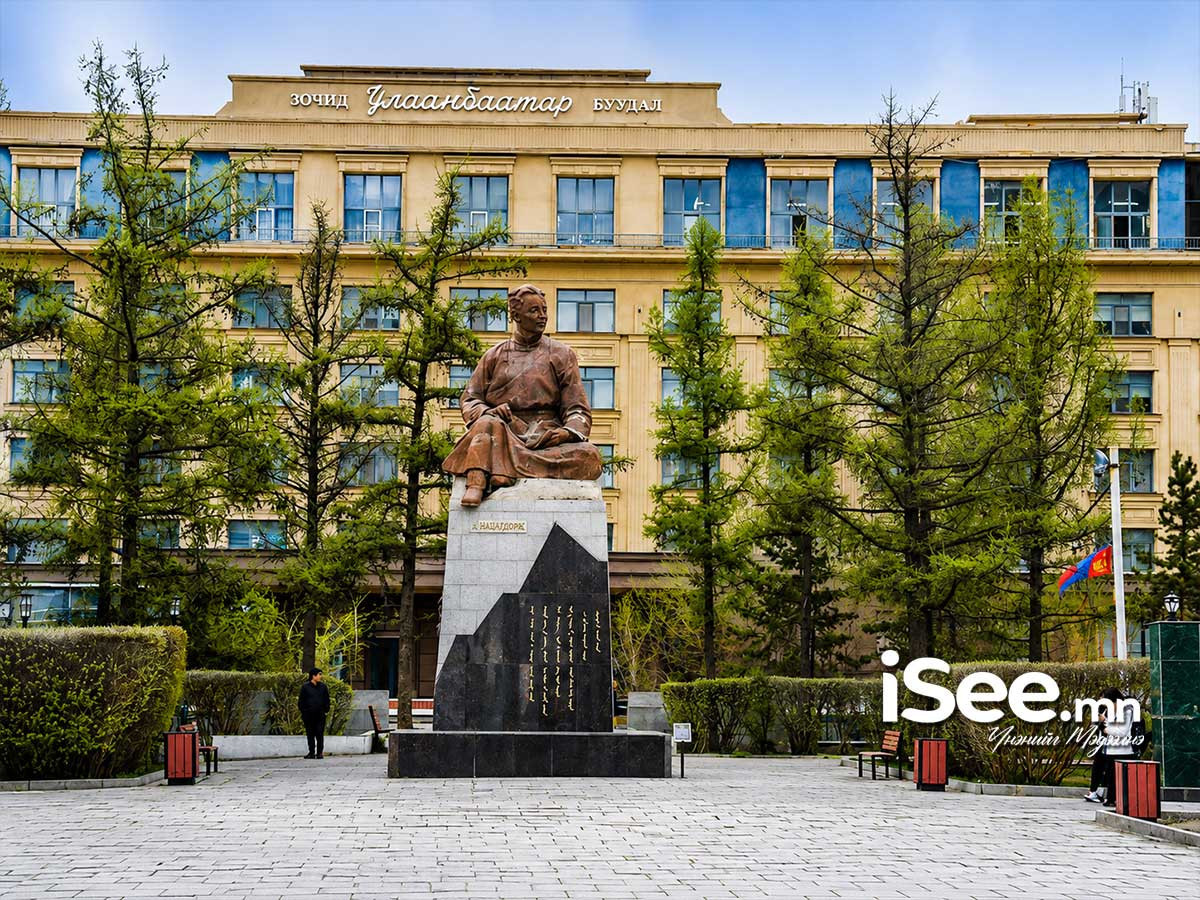 Улаанбаатарт 15 градус дулаан байна