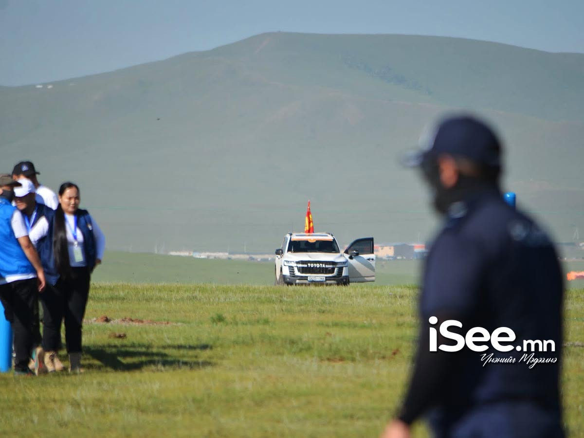 Хүй долоон худагт төөрсөн 25 хүүхдийг ар гэрт нь эсэн мэнд хүлээлгэн өгчээ