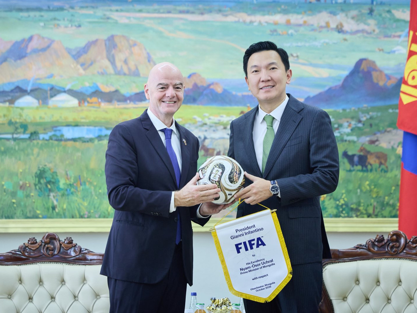 Хөлбөмбөгийн цэнгэлдэх хүрээлэн байгуулахад FIFA-тай хамтарна